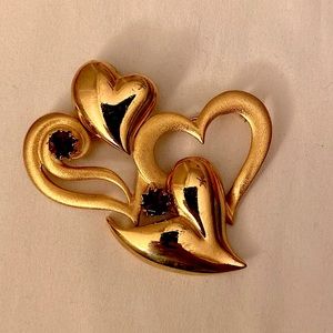 078) *Vintage* Casual Corner Signed Brooch